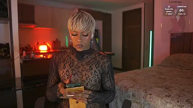 Snapshot of AmberRaus chatting on November 1, 2025, 2:13 am AmberRaus online show from November 1, 2025, 2:13 am