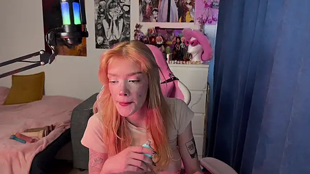 Snapshot of boobsybootie chatting on December 8, 2024, 11:46 am boobsybootie online show from December 8, 2024, 11:46 am