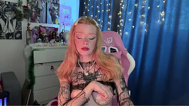 Snapshot of boobsybootie chatting on December 18, 2024, 10:30 am boobsybootie online show from December 18, 2024, 10:30 am