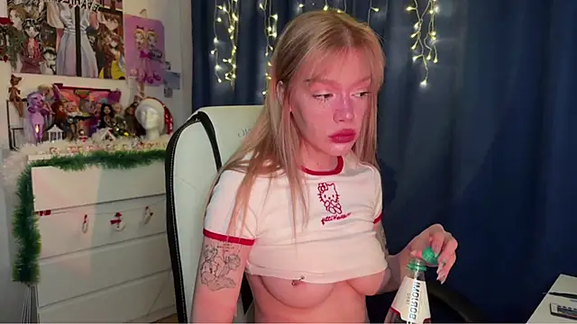 Snapshot of boobsybootie chatting on January 1, 2025, 5:33 pm boobsybootie online show from January 1, 2025, 5:33 pm