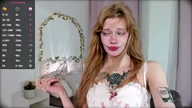 boobsybootie online show from March 18, 2026, 9:07 pm