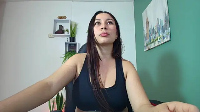 Snapshot of bella_99_ chatting on February 14, 2025, 3:36 pm bella 99 online show from February 14, 2025, 3:36 pm