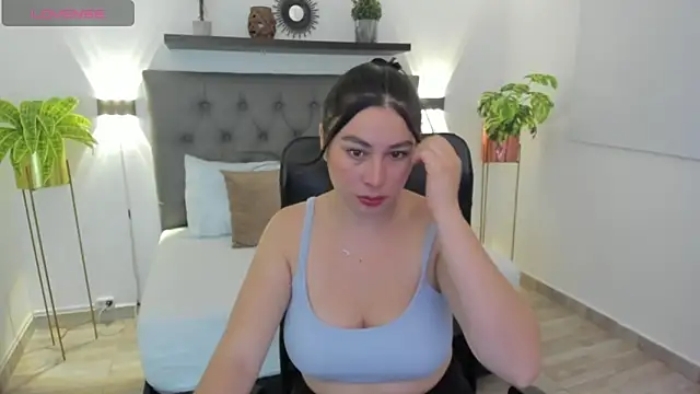 bella 99  online show from March 7, 2026, 12:02 pm