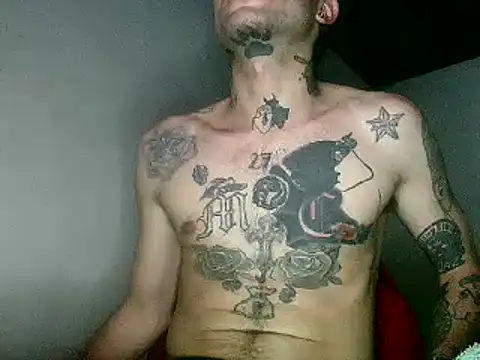 Christian Stiven1 online show from April 15, 2026, 8:43 am