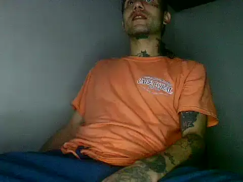 Christian Stiven1 online show from April 15, 2026, 9:48 pm