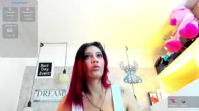 Snapshot of Rebeca_xs chatting on March 3, 2025, 7:32 am Rebeca xs online show from March 3, 2025, 7:32 am