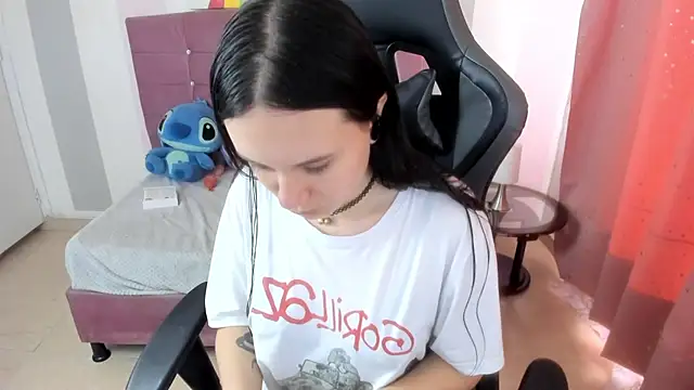 Snapshot of Wanda_sg chatting on July 11, 2026, 2:53 pm Wanda sg online show from July 11, 2026, 2:53 pm