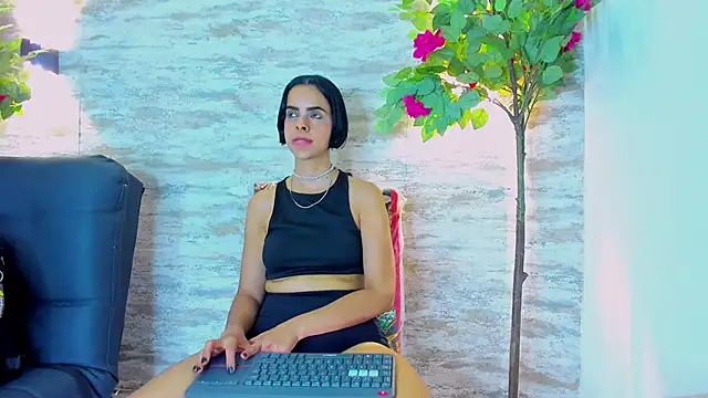 Amelia Myers online show from October 23, 2025, 8:07 pm