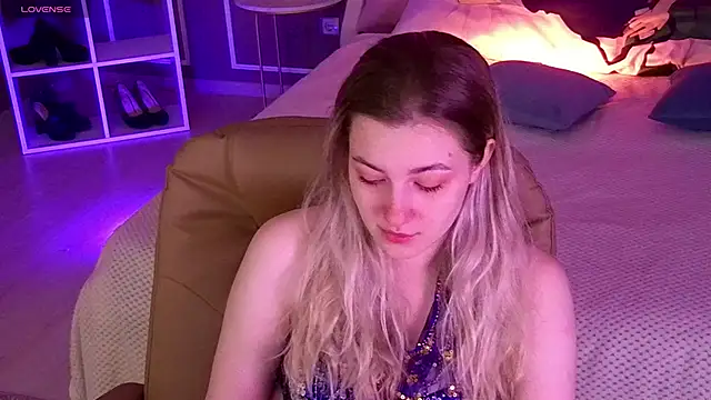 elinanortas online show from September 29, 2025, 1:11 am