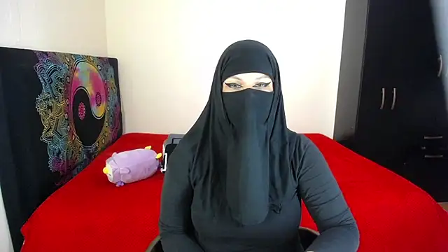 evelyn  salah online show from March 16, 2026, 1:33 am