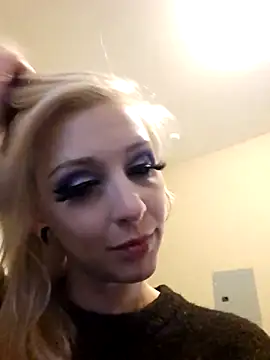 AmethystFoxx online show from November 20, 2025, 10:42 pm