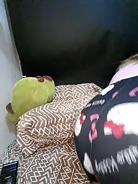 Snapshot of Sweet_asian_kylie chatting on October 19, 2025, 5:35 pm Sweet asian kylie online show from October 19, 2025, 5:35 pm