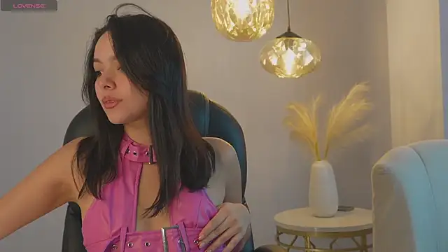 NaomiSainz online show from January 20, 2025, 11:45 am