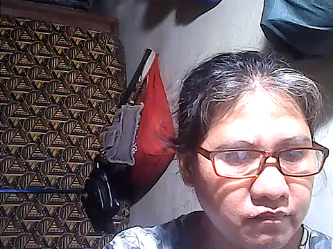 Snapshot of sweetsosie18 chatting on June 3, 2026, 1:14 pm sweetsosie18 online show from June 3, 2026, 1:14 pm
