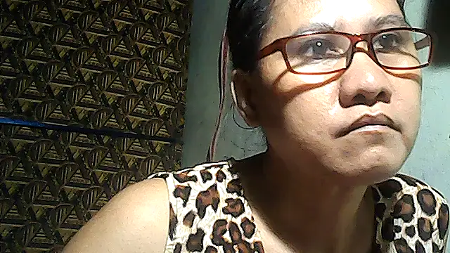 Snapshot of sweetsosie18 chatting on July 16, 2026, 3:23 am sweetsosie18 online show from July 16, 2026, 3:23 am