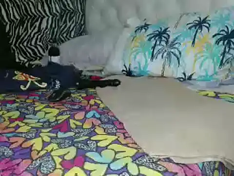 sharlot003 online show from February 6, 2025, 10:26 am