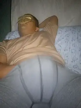 Efrain2090 online show from September 22, 2025, 9:00 am