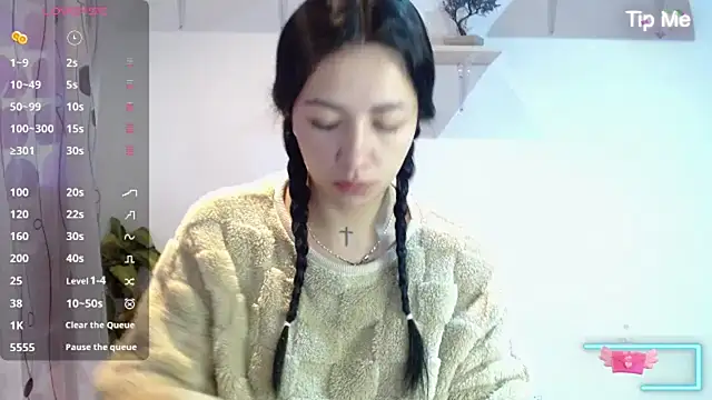 Snapshot of MadisonCambel chatting on December 4, 2024, 1:31 pm MadisonCambel online show from December 4, 2024, 1:31 pm