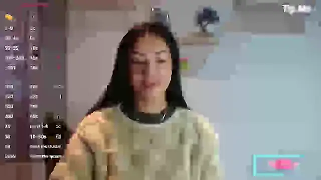 Snapshot of MadisonCambel chatting on December 5, 2024, 12:55 pm MadisonCambel online show from December 5, 2024, 12:55 pm