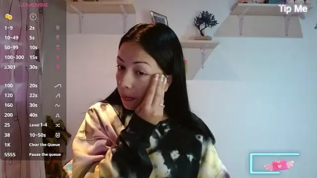 Snapshot of MadisonCambel chatting on December 6, 2024, 1:55 pm MadisonCambel online show from December 6, 2024, 1:55 pm