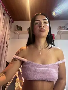 Snapshot of MadisonCambel chatting on January 13, 2025, 11:06 pm MadisonCambel online show from January 13, 2025, 11:06 pm