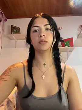 Snapshot of MadisonCambel chatting on January 14, 2025, 2:43 pm MadisonCambel online show from January 14, 2025, 2:43 pm