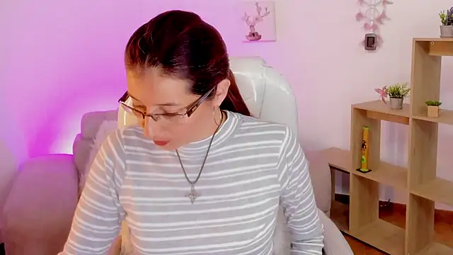 Antonnella 3 online show from February 24, 2025, 6:26 pm