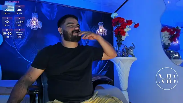 Snapshot of MichaelBear_ chatting on October 21, 2025, 1:12 pm MichaelBear online show from October 21, 2025, 1:12 pm