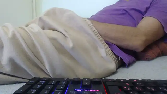 Snapshot of VASKOS178 chatting on October 5, 2025, 6:56 am VASKOS178 online show from October 5, 2025, 6:56 am