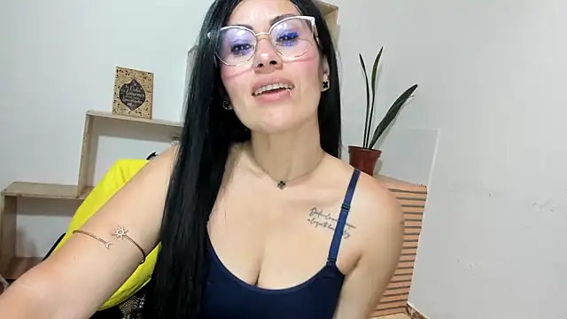 Snapshot of Tania_mature chatting on May 29, 2026, 7:01 pm Tania mature online show from May 29, 2026, 7:01 pm