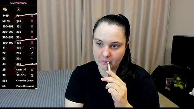 AlanaBrox online show from April 9, 2026, 8:58 pm