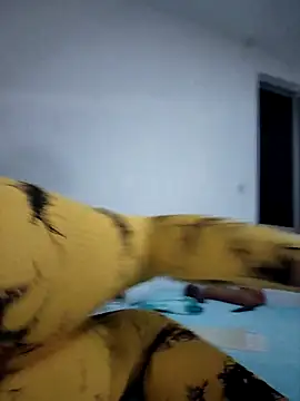 miafresa hot online show from September 20, 2025, 11:50 pm