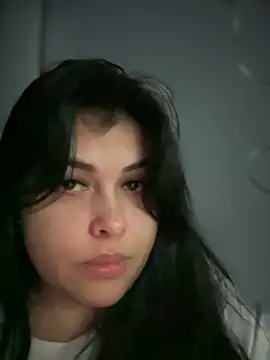 Snapshot of Alyaa_s chatting on October 1, 2025, 4:51 am Alyaa s online show from October 1, 2025, 4:51 am