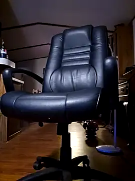 chosen923 online show from October 24, 2025, 3:47 am