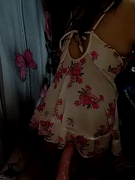 HotsexyNaughtysweetbaby online show from October 14, 2025, 9:59 pm