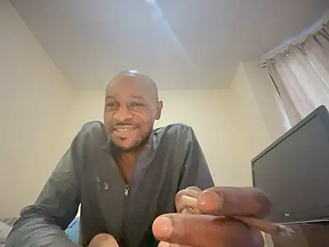 Snapshot of CuzzyB69 chatting on February 22, 2025, 4:51 pm CuzzyB69 online show from February 22, 2025, 4:51 pm