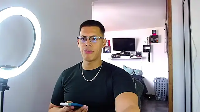  John Boy  online show from April 4, 2026, 7:11 pm