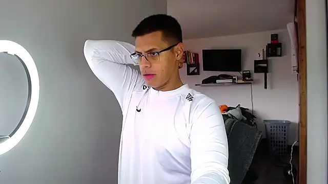  John Boy  online show from April 15, 2026, 7:32 pm