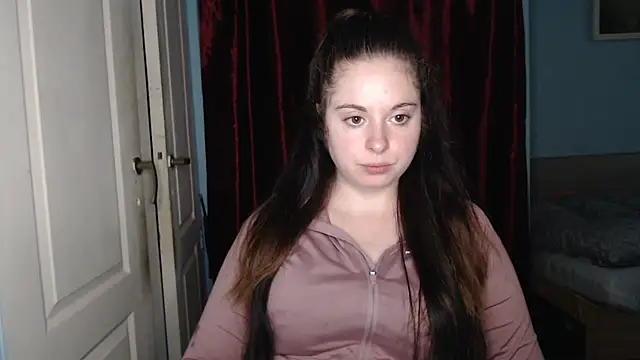 ryhhnnagold99 online show from October 6, 2025, 12:57 pm