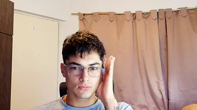 Snapshot of jimmy_class chatting on February 19, 2026, 1:40 pm jimmy class online show from February 19, 2026, 1:40 pm