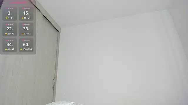 caroline tovar online show from December 3, 2025, 9:02 pm