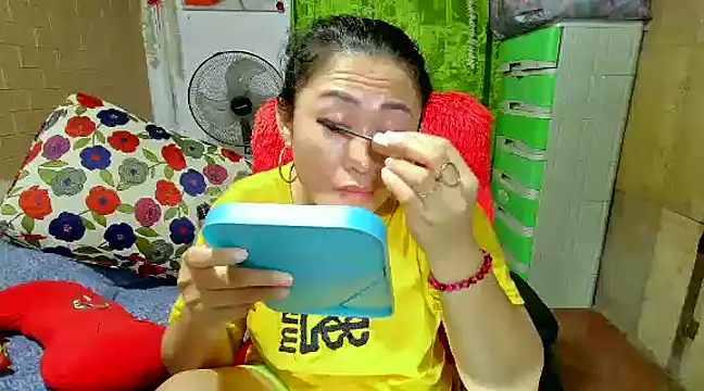 M e c e l online show from February 6, 2025, 2:58 pm