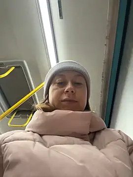 BrookeEvans online show from February 9, 2025, 6:47 pm