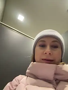 BrookeEvans online show from February 12, 2025, 7:02 am