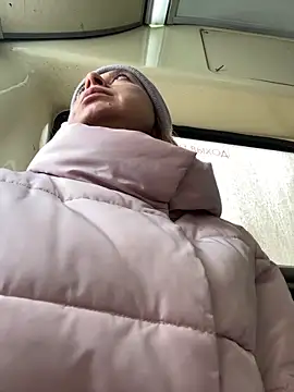 BrookeEvans online show from February 17, 2025, 7:37 am