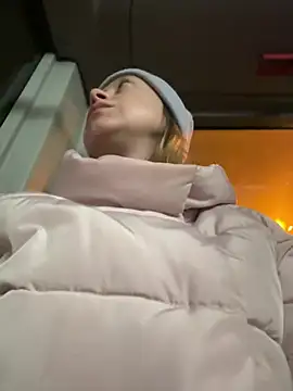 BrookeEvans online show from February 25, 2025, 6:53 pm