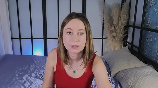 BrookeEvans online show from March 20, 2025, 1:02 am