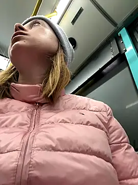 BrookeEvans online show from September 19, 2025, 6:52 pm