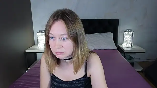 BrookeEvans online show from September 23, 2025, 9:07 pm