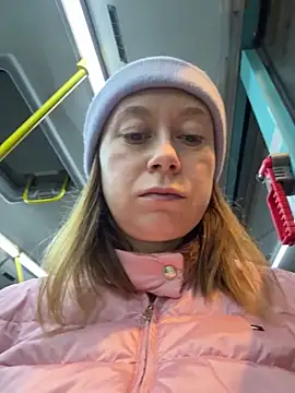 BrookeEvans online show from September 27, 2025, 6:46 pm